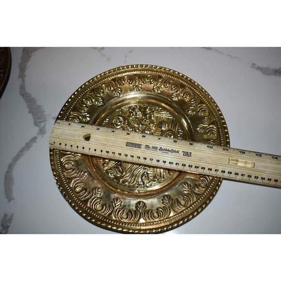 Vintage 11.5" Brass Decorative Plate English Spinning Wheel Home Decor Gift - Picture 5 of 5